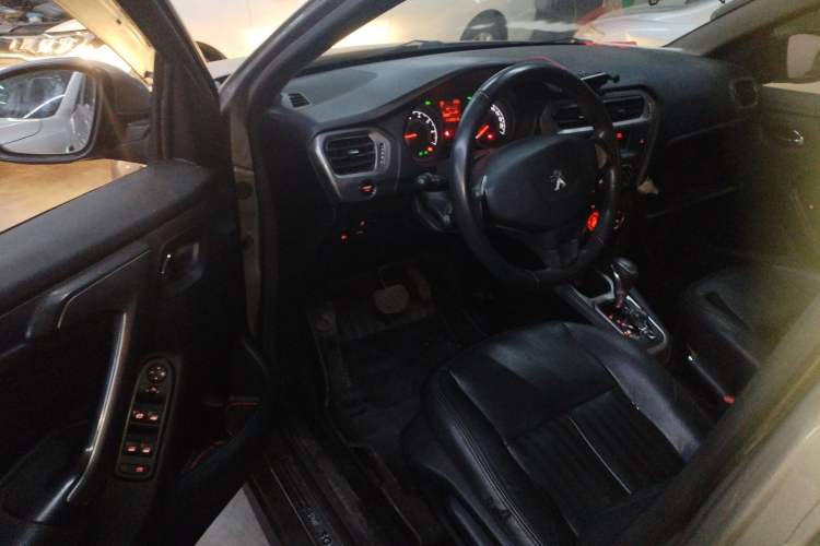 Used Peugeot 301 2014 1.6L Automatic Prestige Edition Interior 3