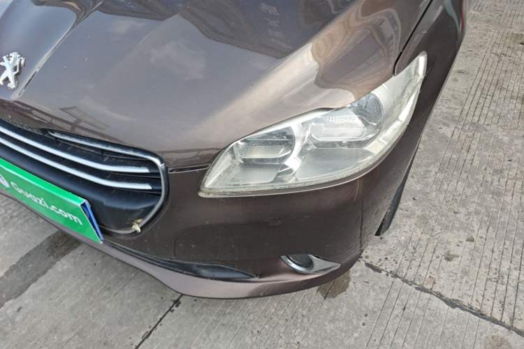 Used Peugeot 301 2014 1.6L Manual Luxury Edition Left Front Headlight