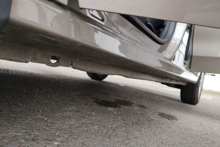 Used Peugeot 301 2014 1.6L Automatic Luxury Edition Left Side Sill