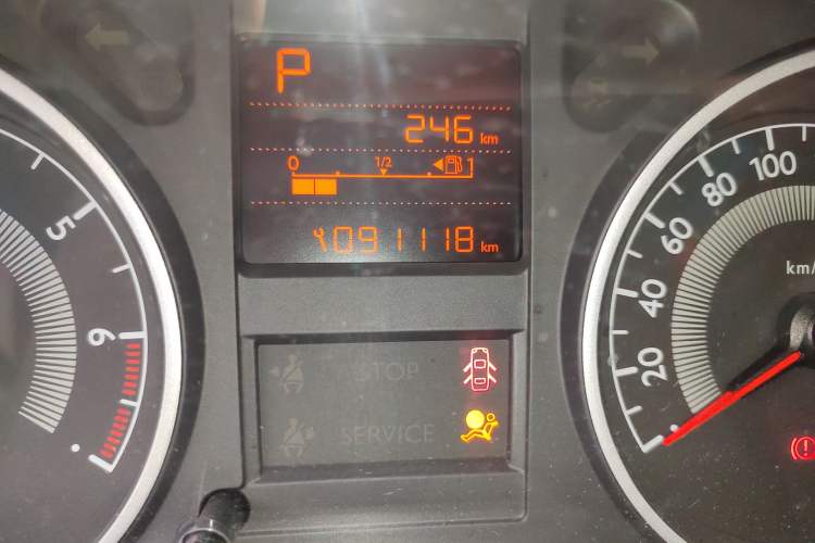 Used Peugeot 301 2014 1.6L Automatic Luxury Edition Odometer Close Up