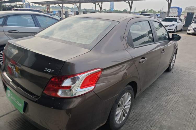 Used Peugeot 301 2014 1.6L Manual Luxury Edition Rear Right 45 Deg