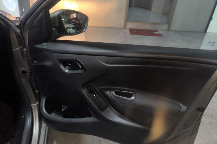 Used Peugeot 301 2014 1.6L Manual Comfort Edition Right Front Door Interior