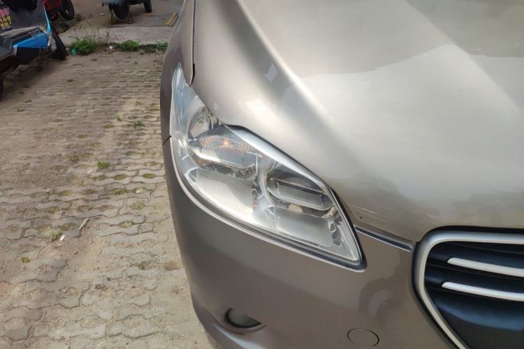 Used Peugeot 301 2014 1.6L Manual Comfort Edition Right Front Headlight