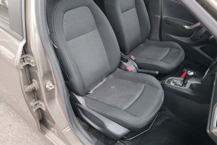 Used Peugeot 301 2014 1.6L Automatic Luxury Edition Right Front Seat