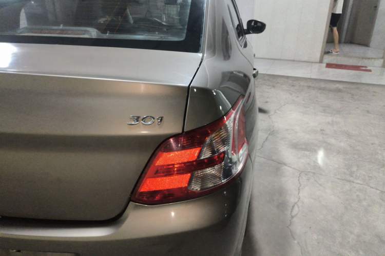 Used Peugeot 301 2014 1.6L Manual Comfort Edition Right Rear Taillight