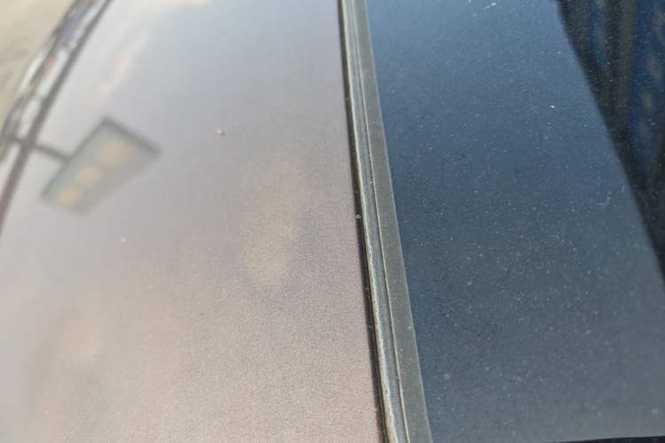 Used Peugeot 301 2014 1.6L Manual Luxury Edition Roof