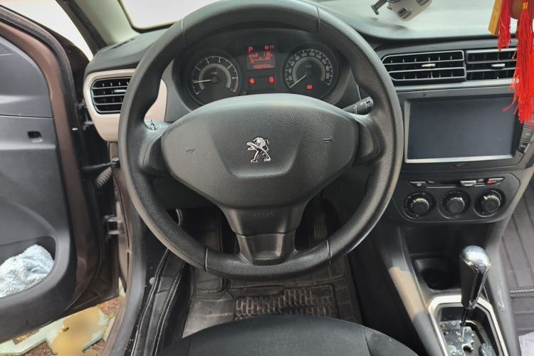 Used Peugeot 301 2014 1.6L Automatic Comfort Edition Steering Wheel