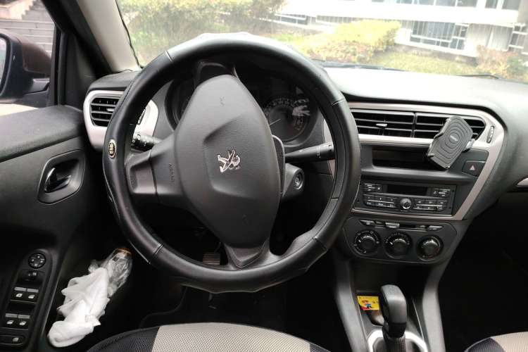 Used Peugeot 301 2014 1.6L Manual Comfort Edition Steering Wheel
