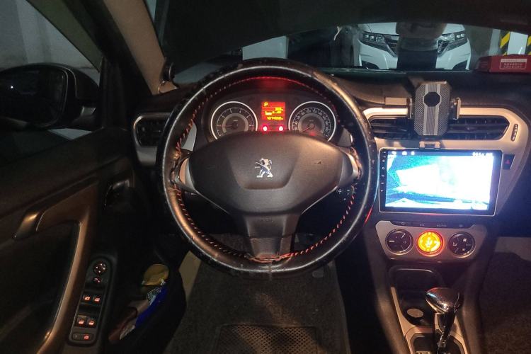 Used Peugeot 301 2014 1.6L Automatic Luxury Edition Steering Wheel