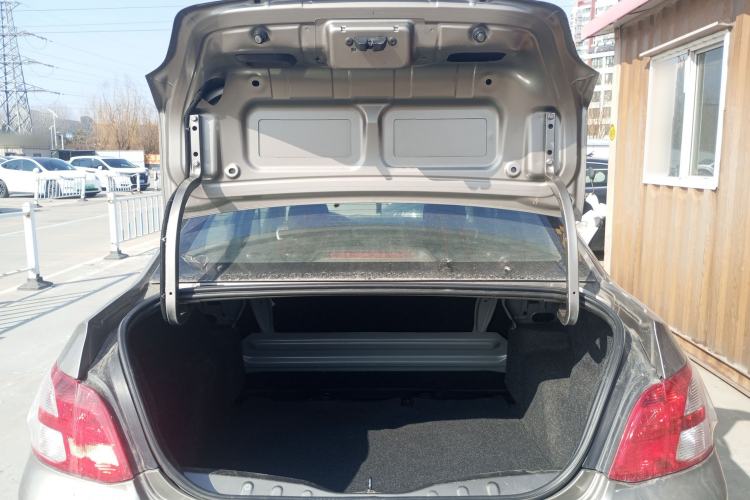 Used Peugeot 301 2014 1.6L Manual Comfort Edition Trunk