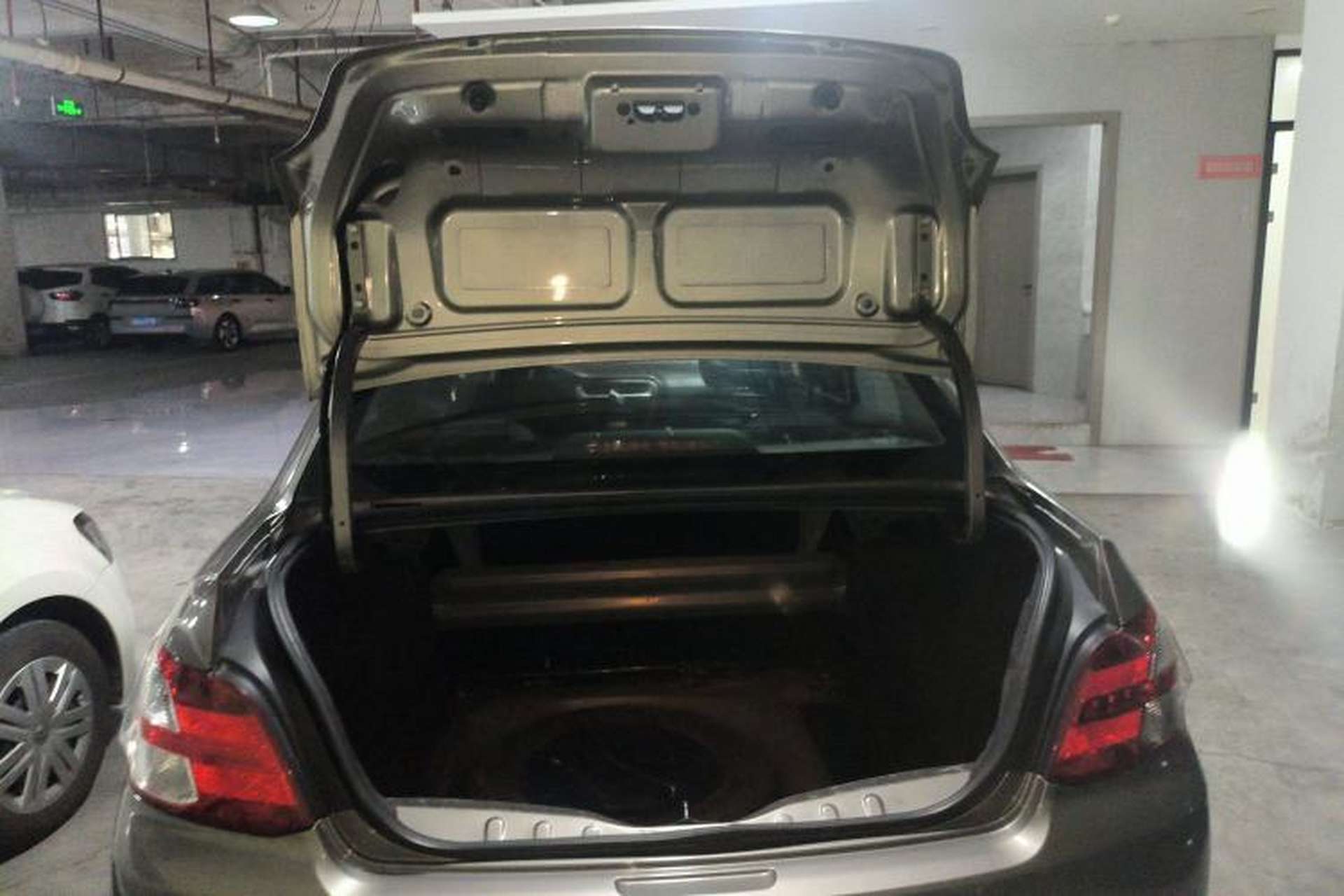 Used Peugeot 301 2014 1.6L Manual Comfort Edition Trunk