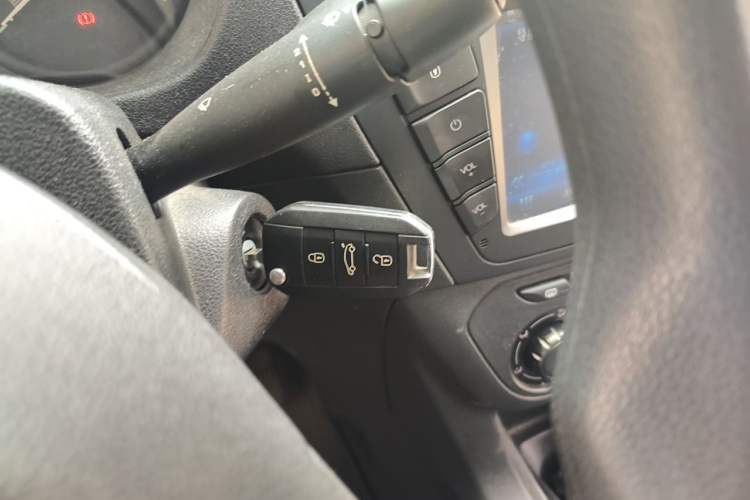 Used Peugeot 301 2014 1.6L Automatic Comfort Edition Vehicle Key