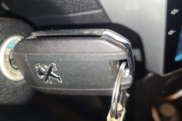 Used Peugeot 301 2014 1.6L Automatic Luxury Edition Vehicle Key
