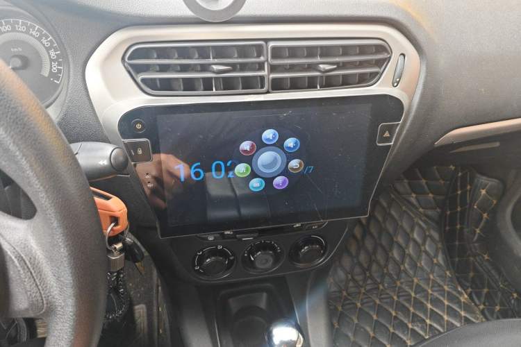 Used Peugeot 301 2014 1.6L Automatic Comfort Edition Audio And AC Panel