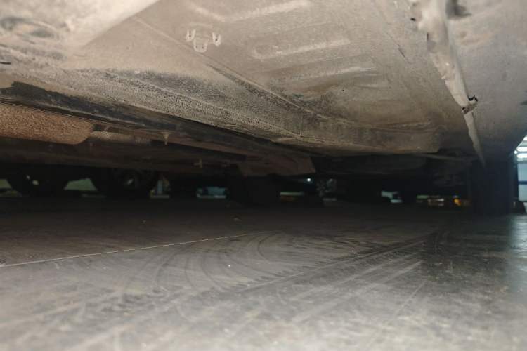 Used Peugeot 301 2014 1.6L Manual Comfort Edition Chassis Front Left