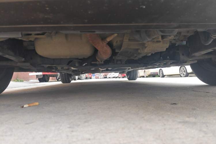 Used Peugeot 301 2014 1.6L Automatic Comfort Edition Chassis Front