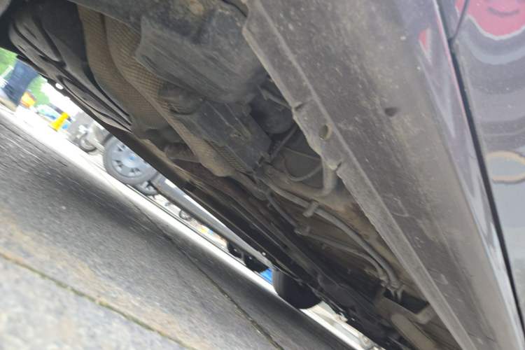 Used Peugeot 301 2014 1.6L Manual Comfort Edition Chassis Rear Right
