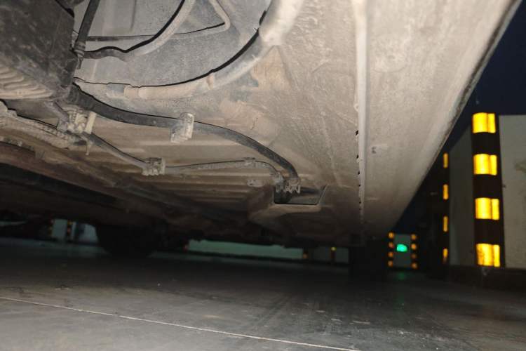 Used Peugeot 301 2014 1.6L Manual Comfort Edition Chassis Rear Right