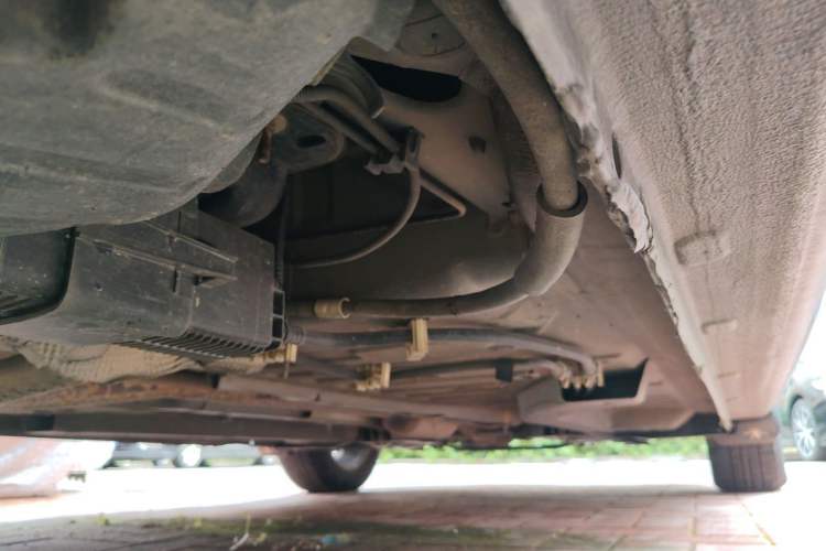 Used Peugeot 301 2014 1.6L Manual Luxury Edition Chassis Rear Right