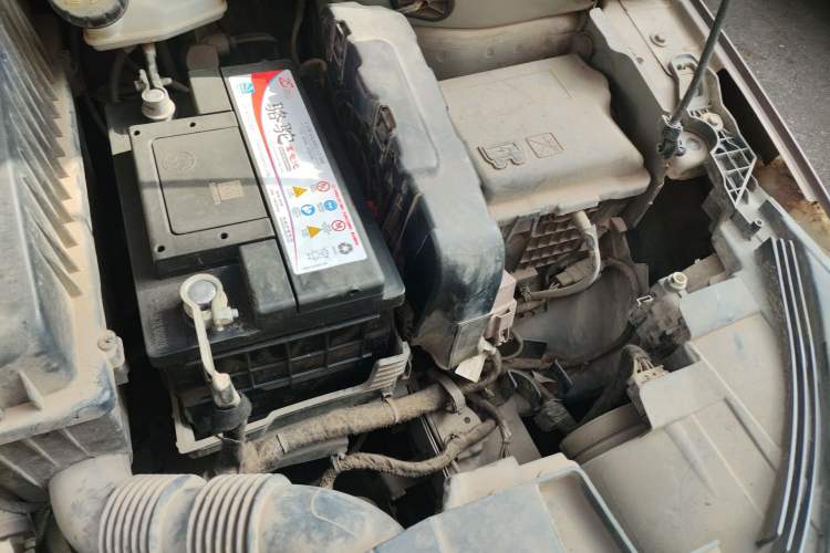 Used Peugeot 301 2014 1.6L Manual Comfort Edition Engine Bay Left