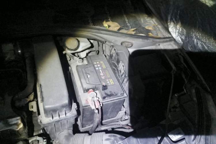 Used Peugeot 301 2014 1.6L Manual Comfort Edition Engine Bay Left