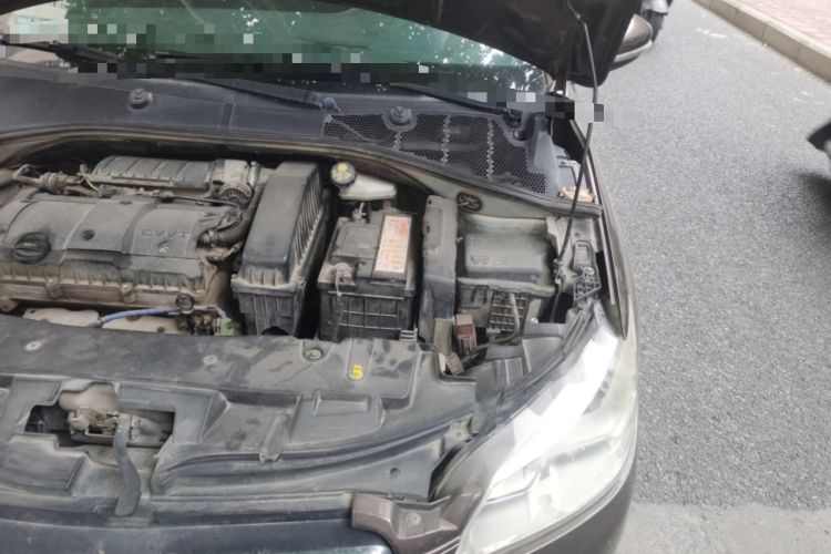 Used Peugeot 301 2014 1.6L Manual Luxury Edition Engine Bay Left