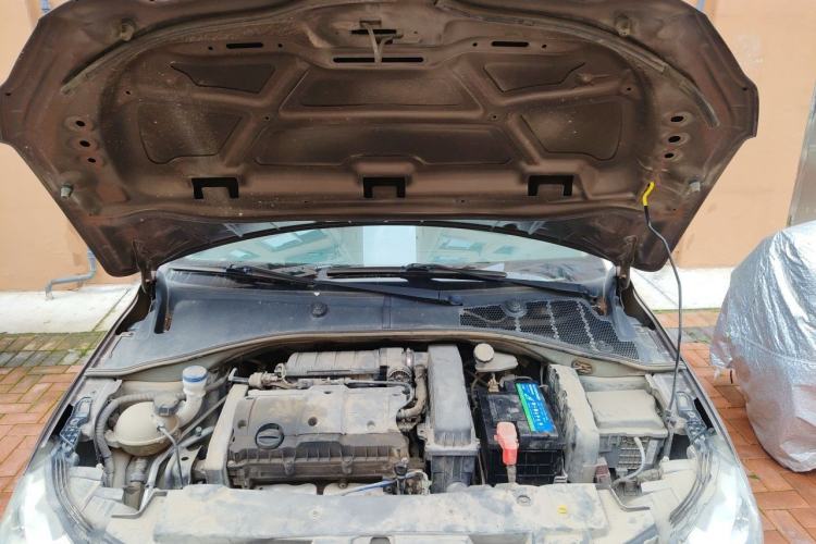Used Peugeot 301 2014 1.6L Manual Luxury Edition Engine Bay