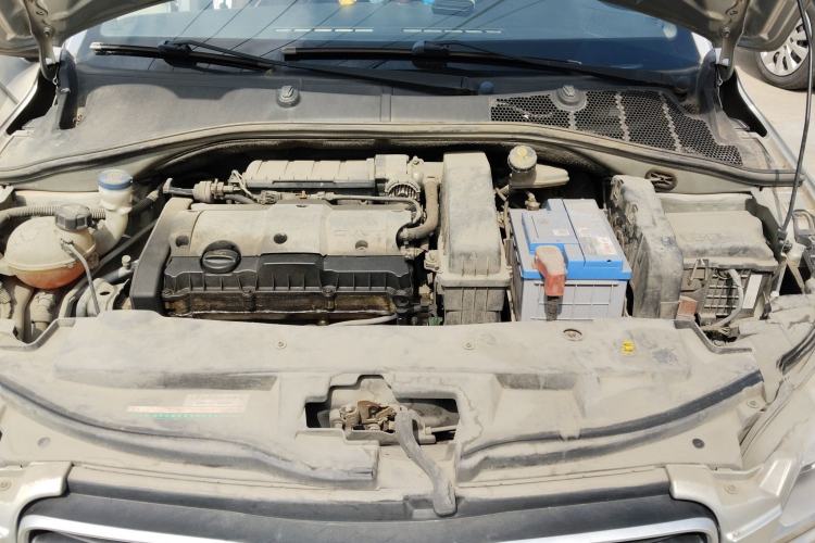 Used Peugeot 301 2014 1.6L Manual Comfort Edition Engine Bay