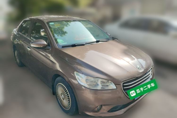 Used Peugeot 301 2014 1.6L Manual Comfort Edition Front Right 45 Deg