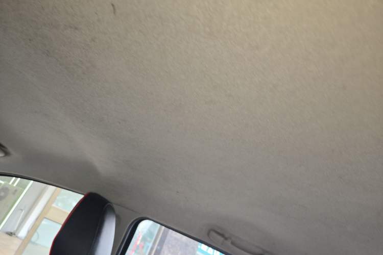 Used Peugeot 301 2014 1.6L Manual Comfort Edition Headliner