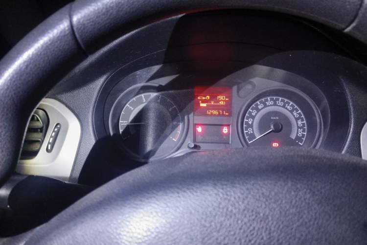 Used Peugeot 301 2014 1.6L Manual Comfort Edition Instrument Cluster