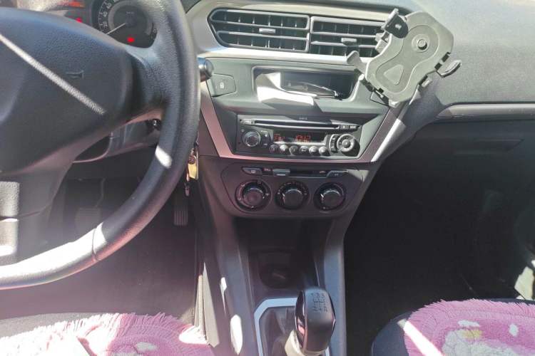 Used Peugeot 301 2014 1.6L Manual Comfort Edition Audio And AC Panel