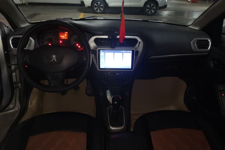 Used Peugeot 301 2014 1.6L Manual Comfort Edition Center Console