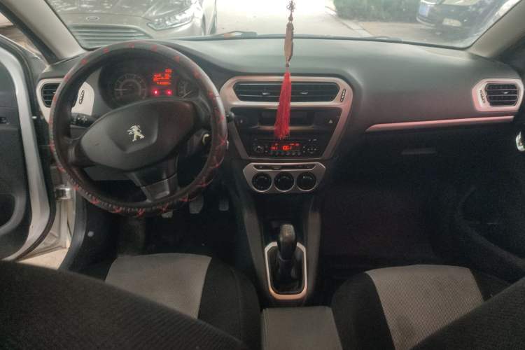 Used Peugeot 301 2014 1.6L Manual Comfort Edition Center Console