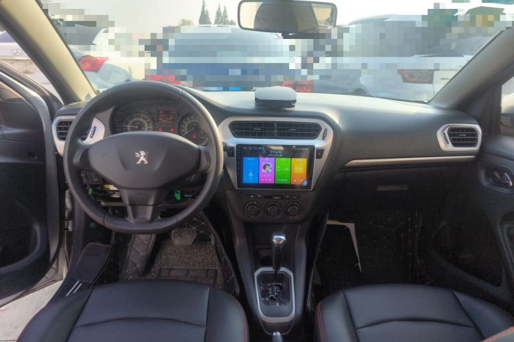 Used Peugeot 301 2014 1.6L Automatic Comfort Edition Center Console