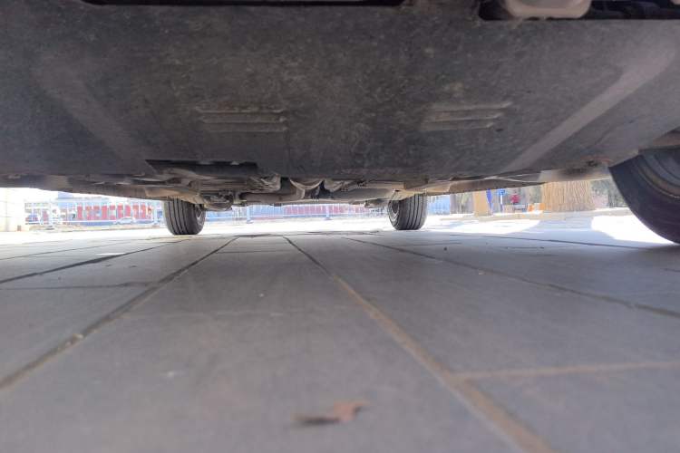 Used Peugeot 301 2014 1.6L Manual Comfort Edition Chassis Front
