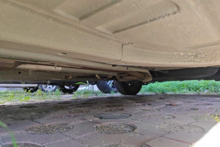 Used Peugeot 301 2014 1.6L Manual Comfort Edition Chassis Front Left