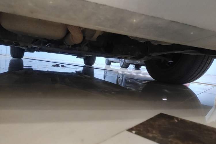 Used Peugeot 301 2014 1.6L Manual Comfort Edition Chassis Front