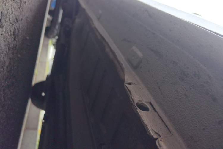 Used Peugeot 301 2014 1.6L Manual Comfort Edition Chassis Front Right