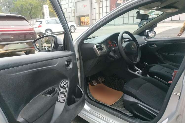 Used Peugeot 301 2014 1.6L Manual Comfort Edition Driver Seat