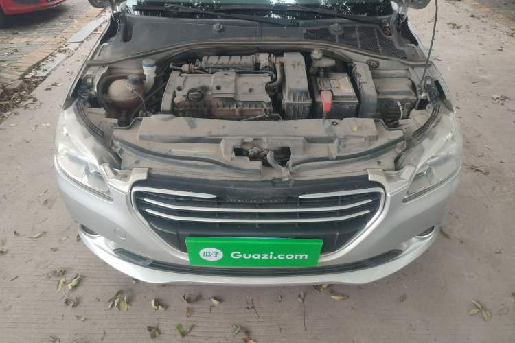 Used Peugeot 301 2014 1.6L Manual Comfort Edition Engine Bay
