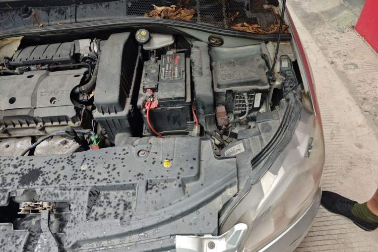 Used Peugeot 301 2014 1.6L Automatic Comfort Edition Engine Bay Left