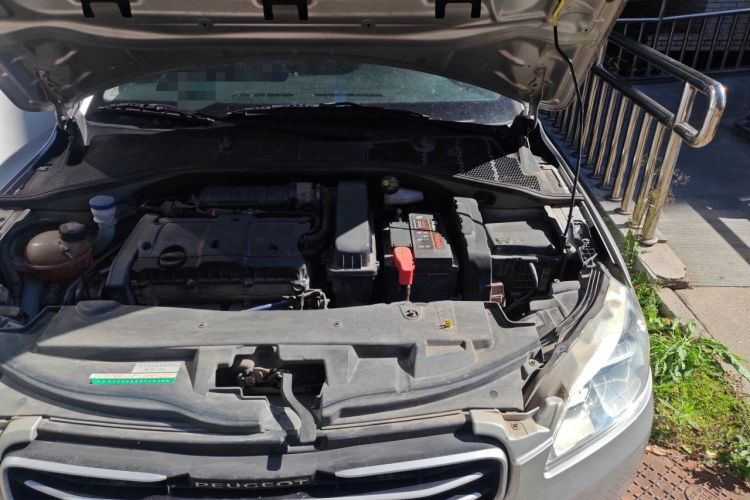 Used Peugeot 301 2014 1.6L Manual Comfort Edition Engine Bay Left