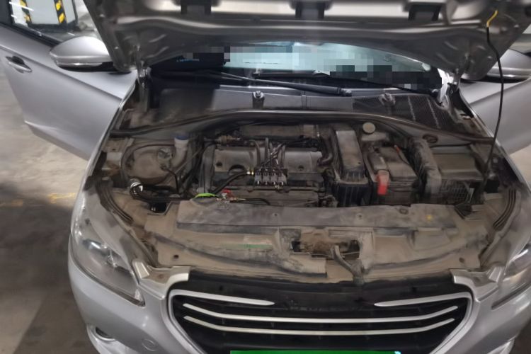Used Peugeot 301 2014 1.6L Manual Comfort Edition Engine Bay Right