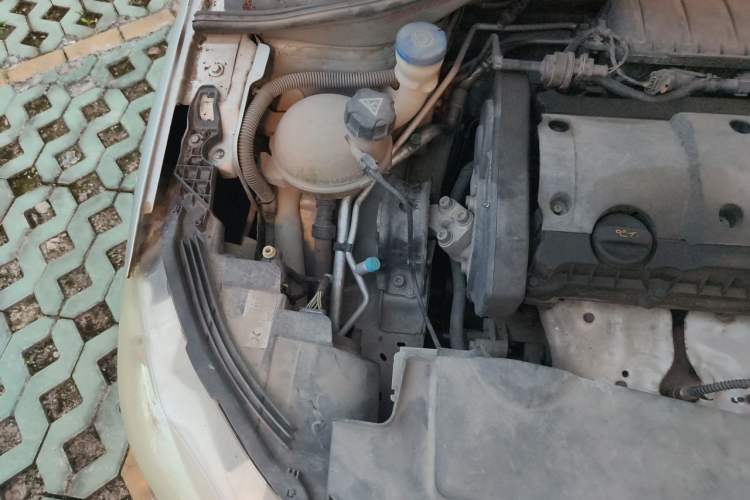 Used Peugeot 301 2014 1.6L Automatic Comfort Edition Engine Bay Right