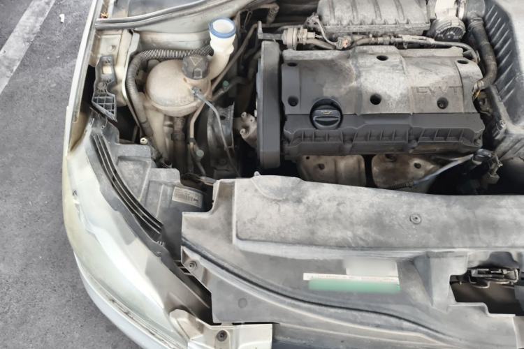 Used Peugeot 301 2014 1.6L Automatic Comfort Edition Engine Bay Right