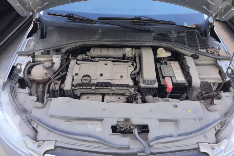 Used Peugeot 301 2014 1.6L Manual Comfort Edition Engine Bay