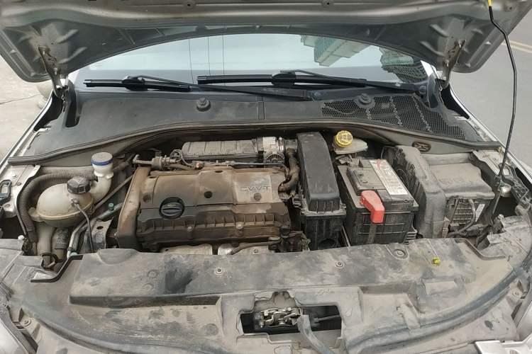 Used Peugeot 301 2014 1.6L Manual Comfort Edition Engine Bay
