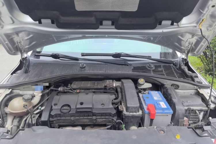 Used Peugeot 301 2014 1.6L Manual Comfort Edition Engine Bay