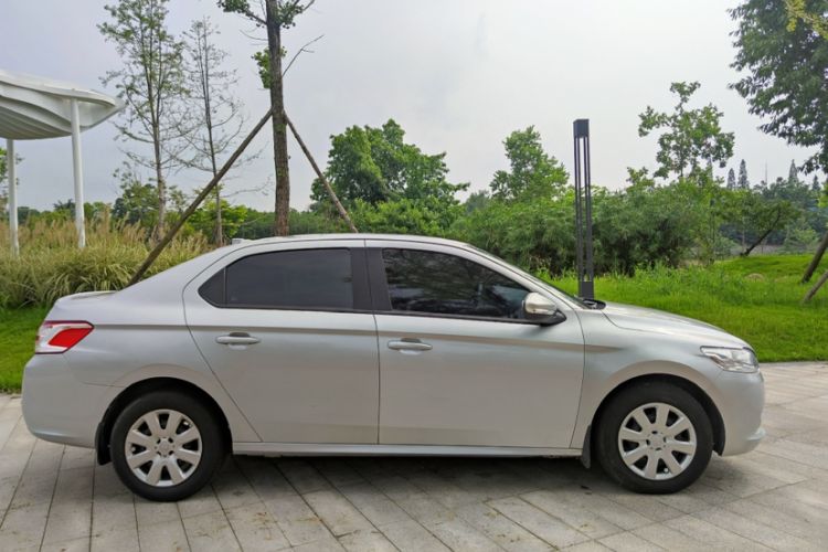Used Peugeot 301 2014 1.6L Manual Comfort Edition Exterior 2